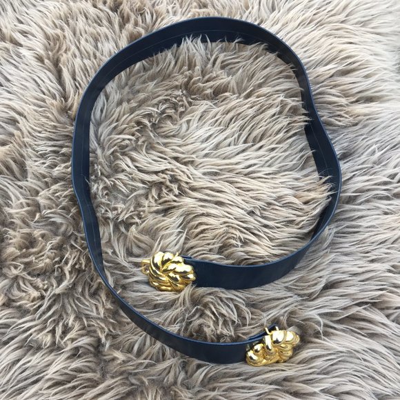 Paquette vintage buckle on black Talbots belt 42" - Picture 7 of 7